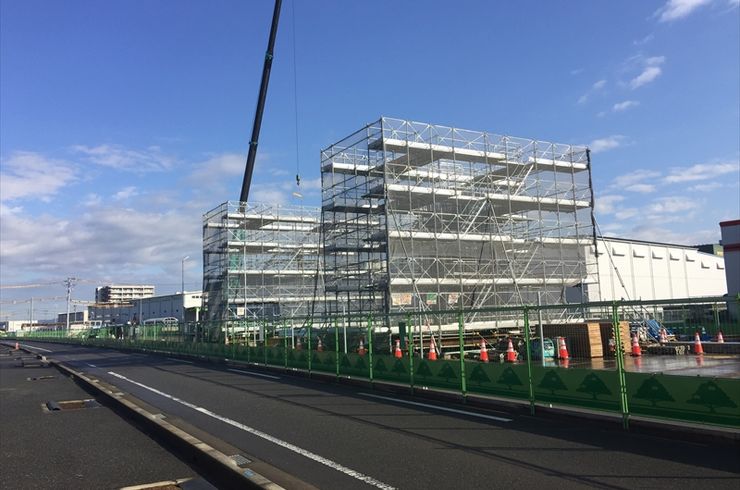 北陸新幹線　橋脚足場